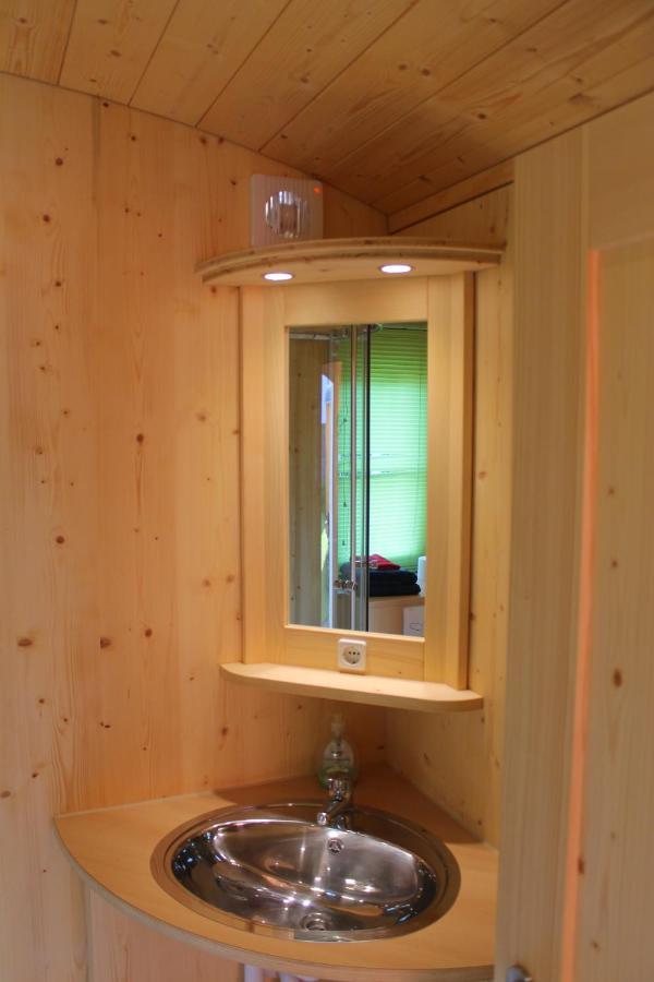 Zirkuswagen Hotel Holzminden Buitenkant foto